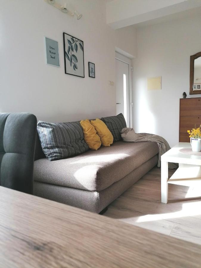 Apartment Mare Vrsi Esterno foto