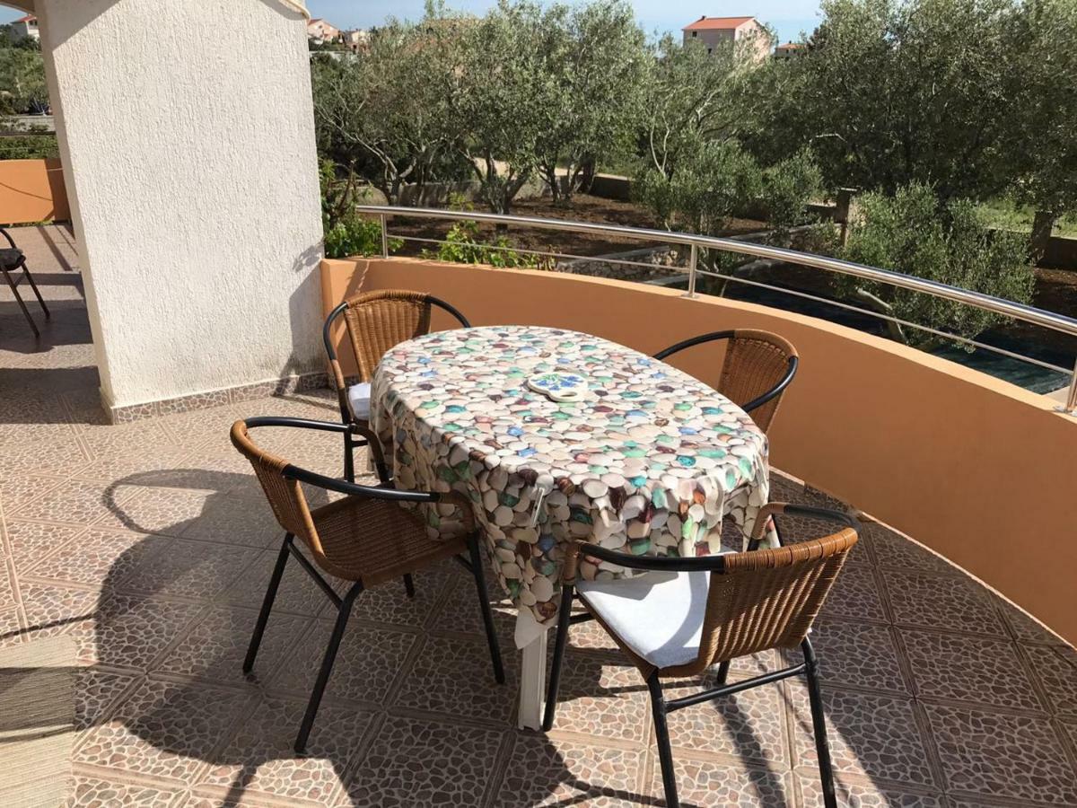 Apartment Mare Vrsi Esterno foto
